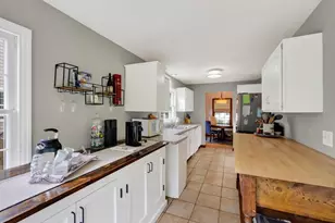 9 Oxford Pl, Madison, WI 53704 - Photo 16