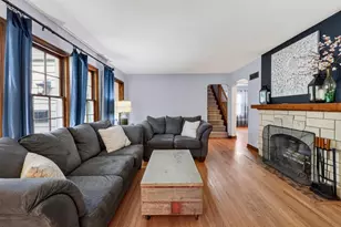 9 Oxford Pl, Madison, WI 53704 - Photo 8