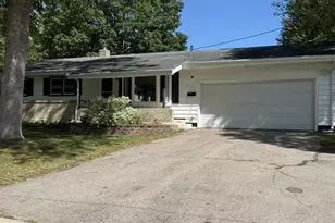 1517 Homberg Ln, Madison, WI 53716 - Photo 16