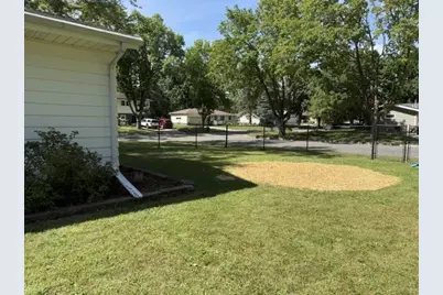 1517 Homberg Lane, Madison, WI 53716 - Photo 4