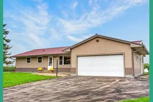 N8249 State Road 104, Brooklyn, WI 53521 - Photo 8