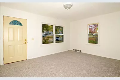 1146 Pauline Avenue, Madison, WI 53705 - Photo 2