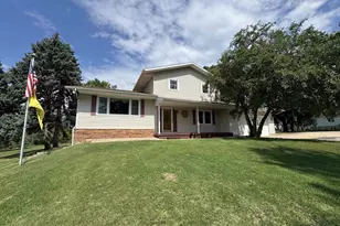 W5642 Rolling Acres Ln, Monroe, WI 53566 - Photo 2