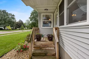 409 S 2nd St, Janesville, WI 53536 - Photo 6