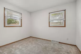 255-259 Park St, Oregon, WI 53575 - Photo 24