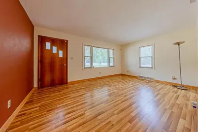 723 Cranston Road, Beloit, WI 53511 - Photo 8