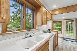 801 Saddle Ridge, Portage, WI 53901 - Photo 10