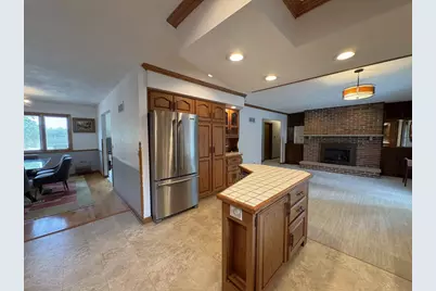 2611 Golf Vu Court, Monroe, WI 53566 - Photo 32
