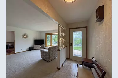 2611 Golf Vu Court, Monroe, WI 53566 - Photo 10