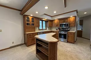 2611 Golf Vu Ct, Monroe, WI 53566 - Photo 28