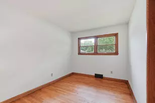 404 Tompkins Dr, Madison, WI 53716 - Photo 16