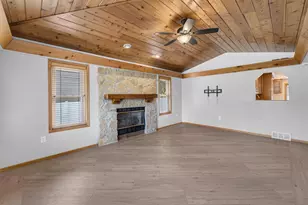 408 Pinehurst Dr, Waunakee, WI 53597 - Photo 6