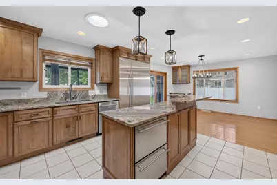 408 Pinehurst Drive, Waunakee, WI 53597 - Photo 8