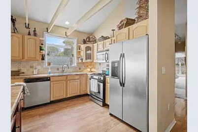 1151 E Townline Road #206, Lake Geneva, WI 53147 - Photo 8