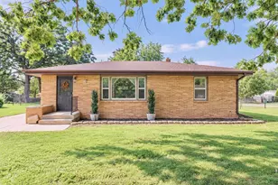 3616 S Glenwood Dr, Beloit, WI 53511 - Photo 1