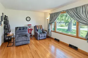 3616 S Glenwood Dr, Beloit, WI 53511 - Photo 8