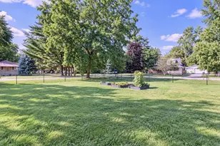 3616 S Glenwood Dr, Beloit, WI 53511 - Photo 18