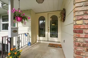 5302 Comanche Way, Madison, WI 53704 - Photo 2