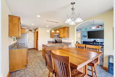 332 Sandridge Trail, Sun Prairie, WI 53590 - Photo 10