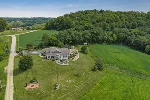 S2419 Santas Loop Rd, Wonewoc, WI 53968 - Photo 6