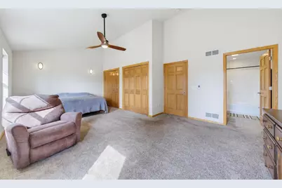 1241 N Pine Street, Sun Prairie, WI 53590 - Photo 8