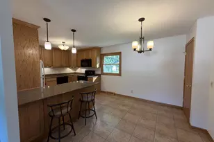 2513 Sara Rd, Madison, WI 53711 - Photo 8