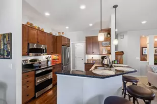 8201 Saddle Stone Ln, Madison, WI 53719 - Photo 4