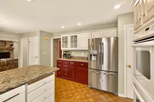 1542 Comanche Glen, Madison, WI 53704 - Photo 6