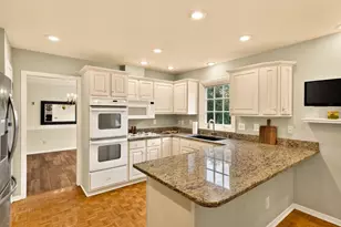1542 Comanche Glen, Madison, WI 53704 - Photo 14