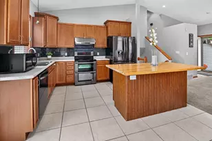 4109 Vidon Dr, Madison, WI 53704 - Photo 12