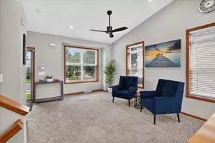 4109 Vidon Dr, Madison, WI 53704 - Photo 10