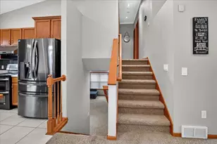 4109 Vidon Dr, Madison, WI 53704 - Photo 14
