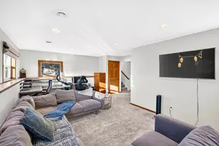 698 Prairie View Dr, Janesville, WI 53536 - Photo 22