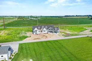 2981 Muller Rd, DeForest, WI 53532 - Photo 4