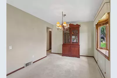 121 Winston Way, Waunakee, WI 53597 - Photo 14