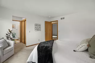 6 Lynbrook Cir, Madison, WI 53719 - Photo 24