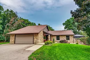 2670 N Britt Rd, Janesville, WI 53548 - Photo 8