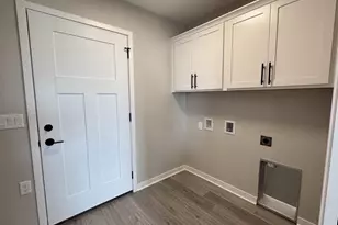 212 Danielle Dr, Randolph, WI 53956 - Photo 8