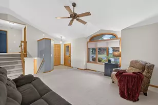 5904 Red Oak Trail, Mcfarland, WI 53558 - Photo 6