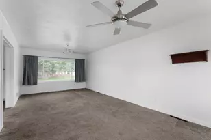 478 N Arch St, Janesville, WI 53548 - Photo 6