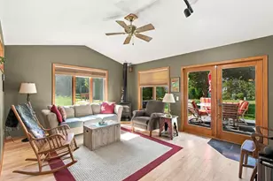 10 Apple Hill Cir, Madison, WI 53717 - Photo 4