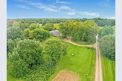 749 County Road Mm, Oregon, WI 53575 - Photo 2