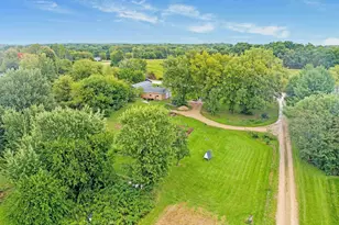 749 Co Rd MM, Oregon, WI 53575 - Photo 2