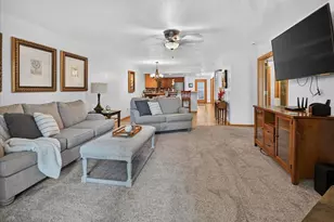 5387 Mariner's Cove Dr, Madison, WI 53704 - Photo 24