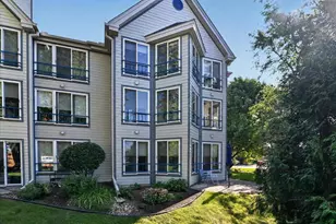 5387 Mariner's Cove Dr, Madison, WI 53704 - Photo 1