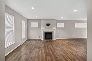 235 Blooming Leaf Wy, Madison, WI 53593 - Photo 12