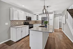 235 Blooming Leaf Wy, Madison, WI 53593 - Photo 10