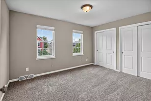 235 Blooming Leaf Wy, Madison, WI 53593 - Photo 32
