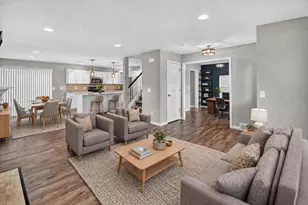 235 Blooming Leaf Wy, Madison, WI 53593 - Photo 4