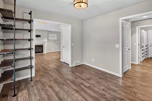 235 Blooming Leaf Wy, Madison, WI 53593 - Photo 30
